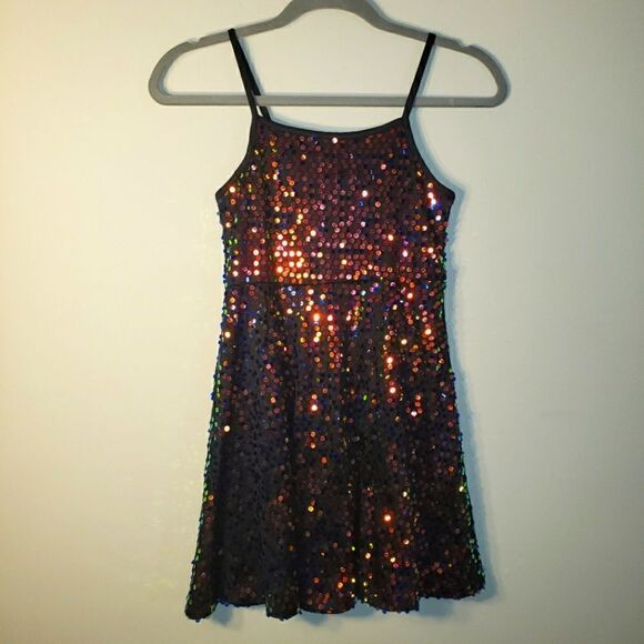 FOREVER21 GIRLS SEQUIN PARTY DRESS SIZE MEDIUM 9/10 - Picture 1 of 4